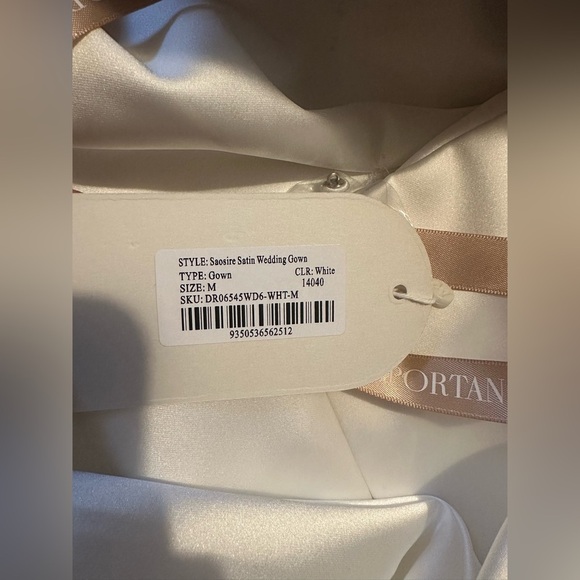 MESHKI SAOSIRE Satin Wedding Gown Size Medium - Picture 3 of 7